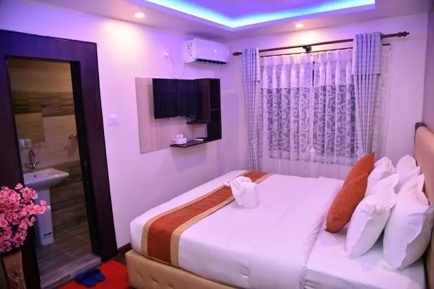 Deluxe Tek Büyük veya İki Ayrı Yataklı Oda