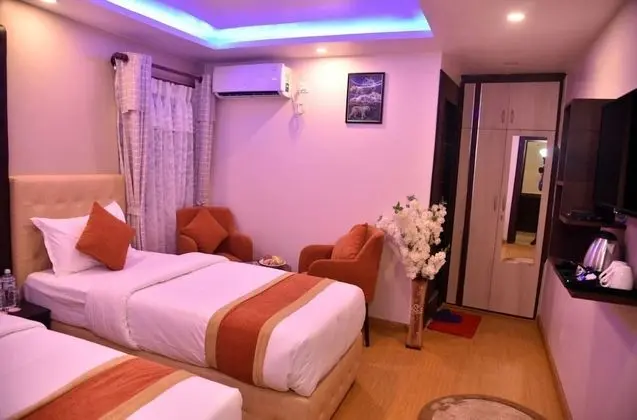 Deluxe Tek Büyük veya İki Ayrı Yataklı Oda