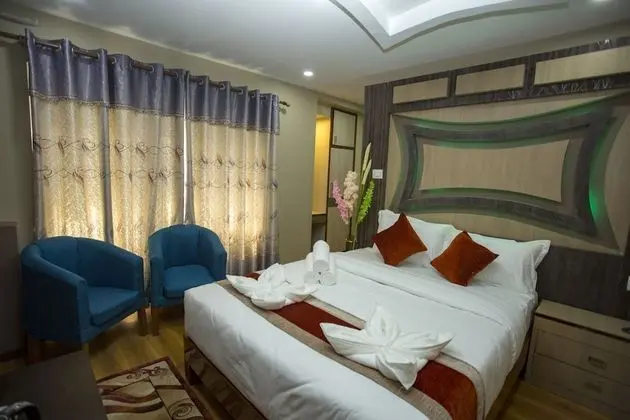 Deluxe Tek Büyük veya İki Ayrı Yataklı Oda, 1 Yatak Odası, Sigara İçilebilir, Balkon