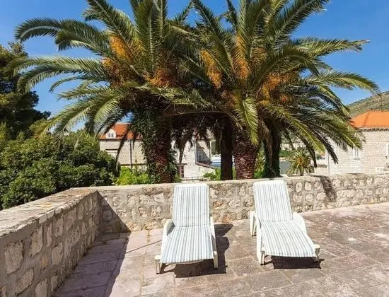 Apart Daire (Two-Bedroom Apartment with Terrace)