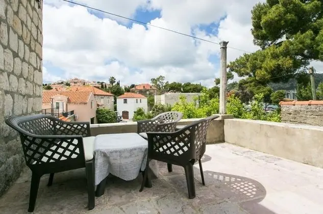 Apart Daire (Two-Bedroom Apartment with Terrace)