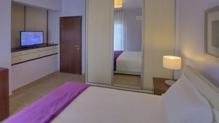 Standard Oda, Bahçe Manzaralı