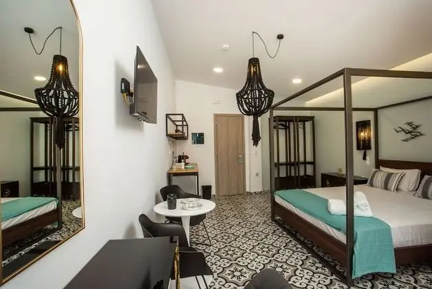 Stüdyo, Deniz Manzaralı