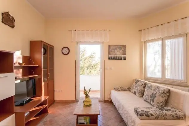 Apart Daire (Marinko - with pool - A2(4+1))