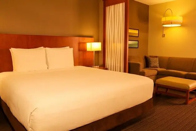 Oda (King size bed)