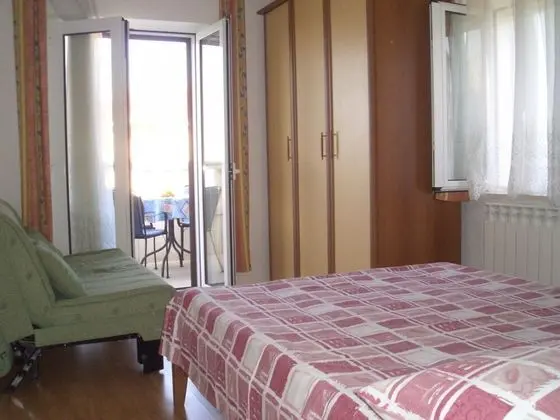Apart Daire (Marino - 150 m from beach - A1(4+1))