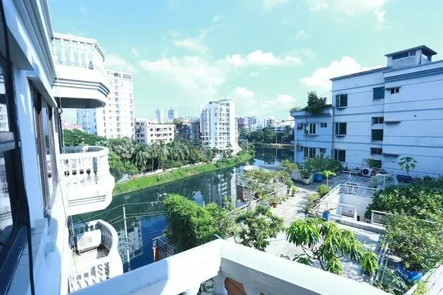 Luxury Tek Büyük veya İki Ayrı Yataklı Oda, 1 Yatak Odası, Sigara İçilebilir, Göl Manzaralı