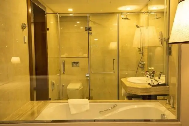 Panoramic Double Room, 1 King Bed- With a Complimentary City Tour