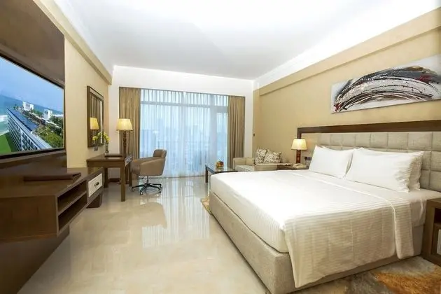 Premier Double Room, 1 King Bed- With a Complimentary City Tour