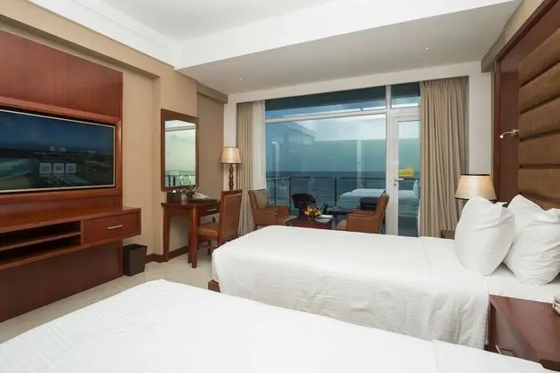 Signature Plus Twin Room- With a Complimentary City Tour
