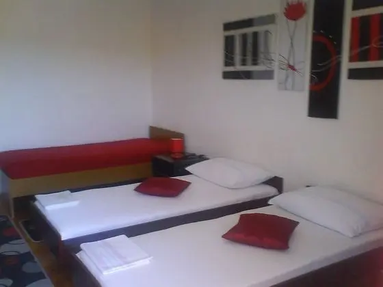 Apart Daire (Marino - large terrace - A1(4))