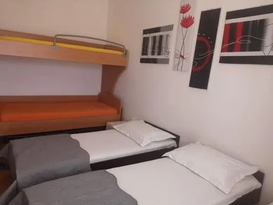 Apart Daire (Marino - large terrace - A1(4))