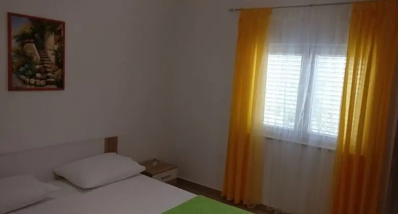 Apart Daire (Marino - with parking - A2(4+2))