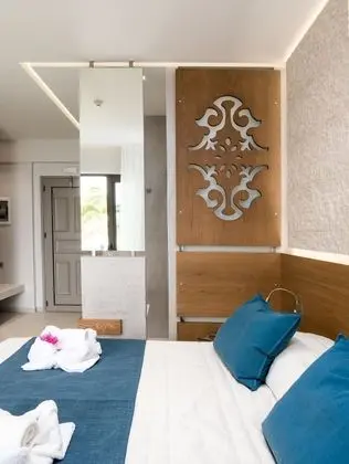 Deluxe Tek Büyük Yataklı Oda, Deniz Manzaralı
