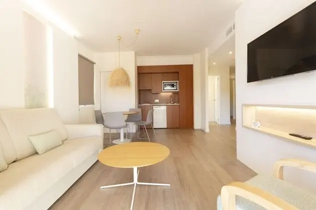 Superior Apart Daire, 2 Yatak Odası, Balkon (4 adults)