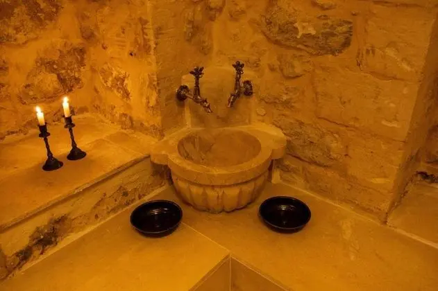 İzla, Bahçe Manzaralı, Hamamlı