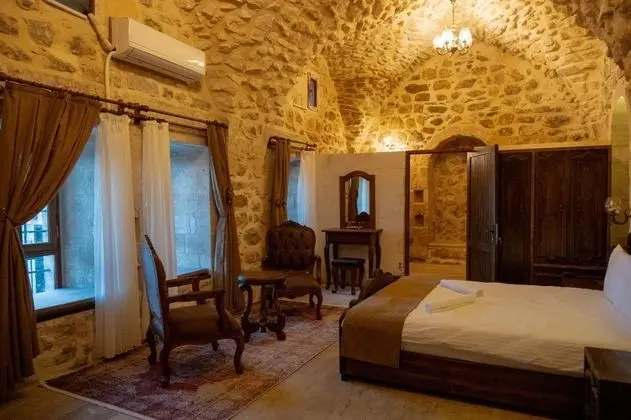 İzla, Bahçe Manzaralı, Hamamlı
