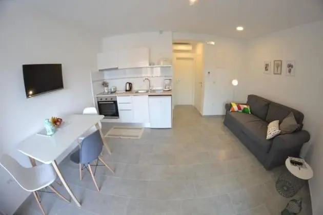 Apart Daire (Mario - 150m from sea - A1(2))