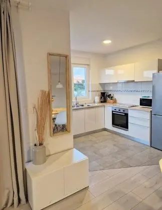 Apart Daire (Mario - 150m from sea - A3 deluxe(4))