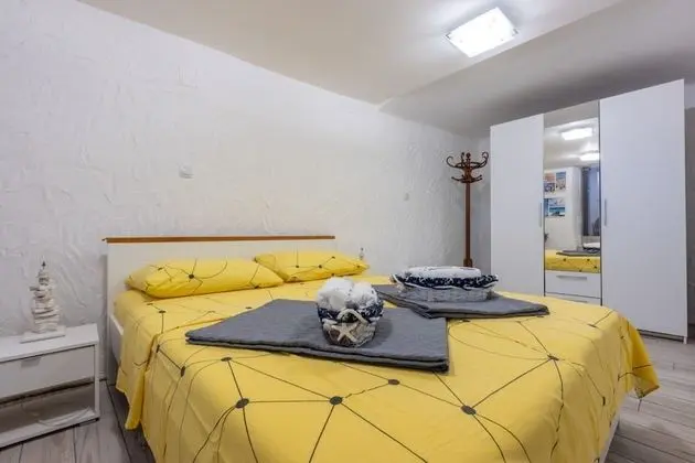 Apart Daire (Mario - 50 m from sea - A1(2+2))