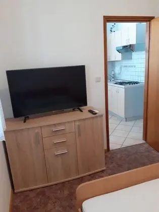 Apart Daire (Mario - afordable & close to center -)