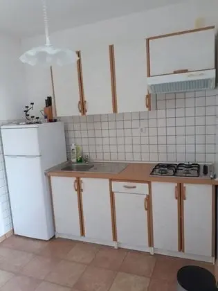 Apart Daire (Mario - afordable & close to center -)