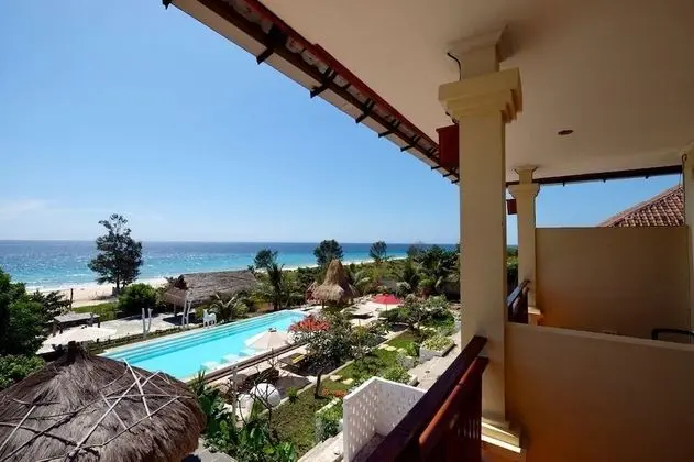 Superior Tek Büyük veya İki Ayrı Yataklı Oda, Plaj Manzaralı