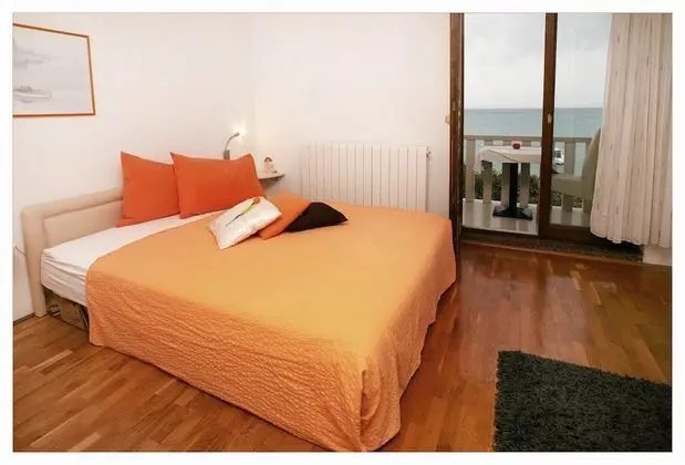 Comfort Tek Büyük Yataklı Oda, 1 Büyük (Queen) Boy Yatak, Engellilere Uygun, Sigara İçilmez