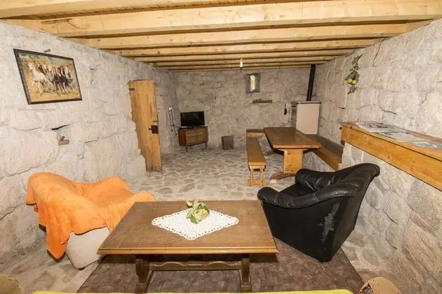 Ev (Mario - with pool - H(6+2))