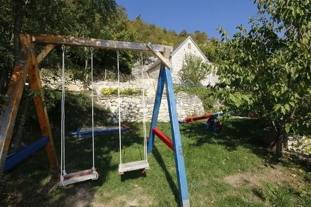 Ev (Mario - with pool - H(6+2))