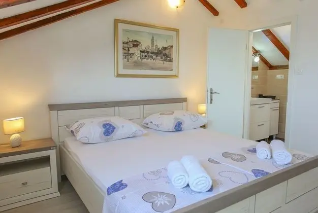 Ev (Mario - with pool - H(4+2))