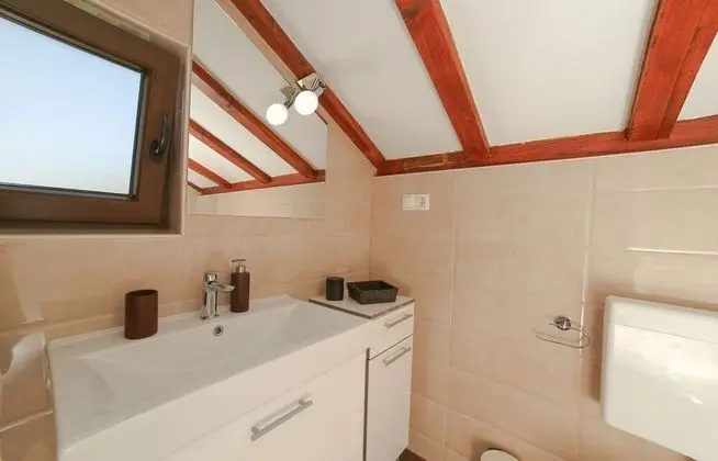 Ev (Mario - with pool - H(4+2))