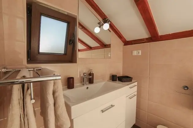 Ev (Mario - with pool - H(4+2))