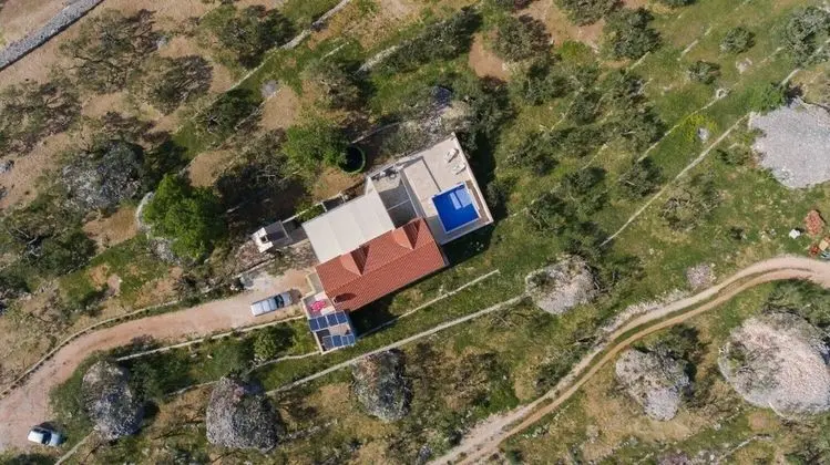 Ev (Mario - with pool - H(4+2))