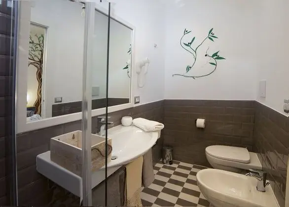 Design Tek Büyük Yataklı Oda, Sigara İçilmez