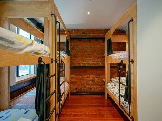 1 Bed in 6 Bed Mixed Dorm Room