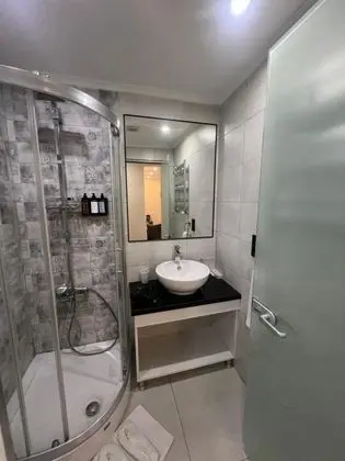 https://images.odamax.com/img/1024x768/odamax/image/upload/The_Marions_Suite_Hotel_Taksim_202604231727188_101_5_.jpeg