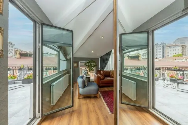 Penthouse, Şehir Manzaralı
