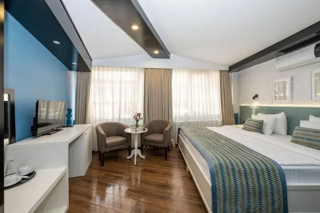 Standart Oda, Simge Yapı Manzaralı