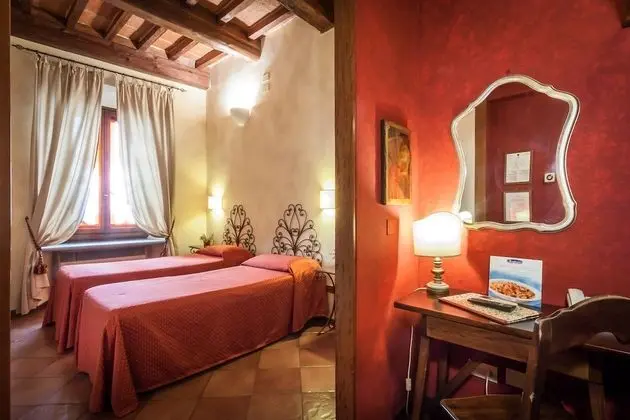 Standard Tek Büyük veya İki Ayrı Yataklı Oda