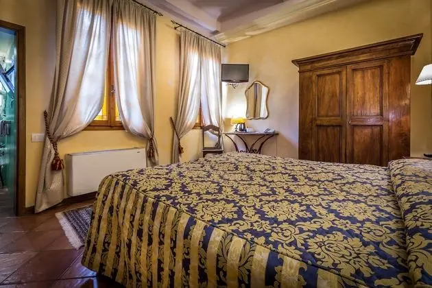 Standard Tek Büyük veya İki Ayrı Yataklı Oda