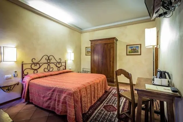 Standard Tek Büyük veya İki Ayrı Yataklı Oda