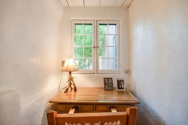 Ev (Mariposa - Authentic Adobe Home, One )