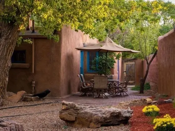 Ev (Mariposa - Authentic Adobe Home, One )