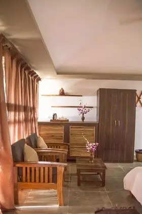 Deluxe Oda, Sigara İçilmez