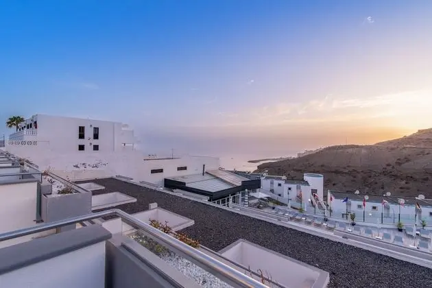 Apart Daire, Banyolu/Duşlu, Deniz Manzaralı (2 Hab +  Balcon)