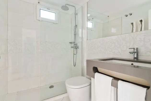 Apart Daire, Banyolu/Duşlu, Deniz Manzaralı (2 Hab +  Balcon)