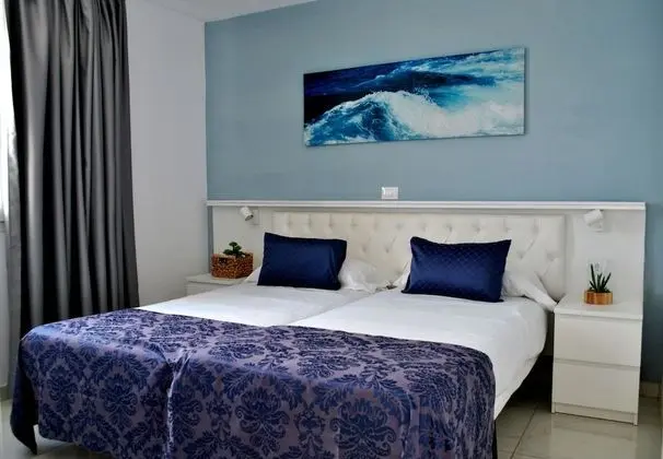 Apart Daire, Banyolu/Duşlu, Havuz Manzaralı (1Hab)