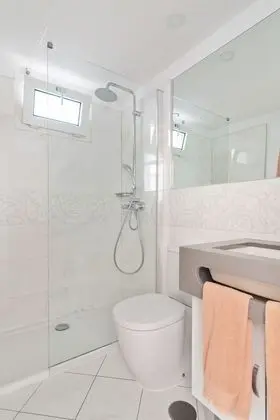 Apart Daire, Banyolu/Duşlu, Havuz Manzaralı (1Hab)