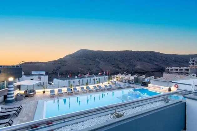 Apart Daire, Banyolu/Duşlu, Havuz Manzaralı (1Hab)